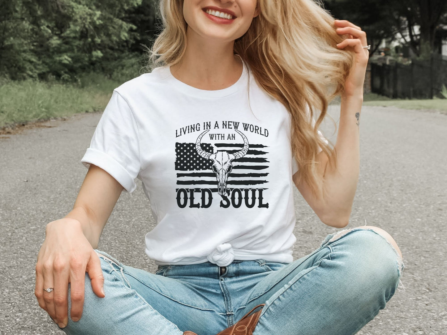 LIVING IN A NEW WORLD WITH AN OLD SOUL TEE